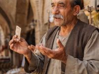 معنای ضرب‌المثل «چاه‌کن همیشه ته چاه است»